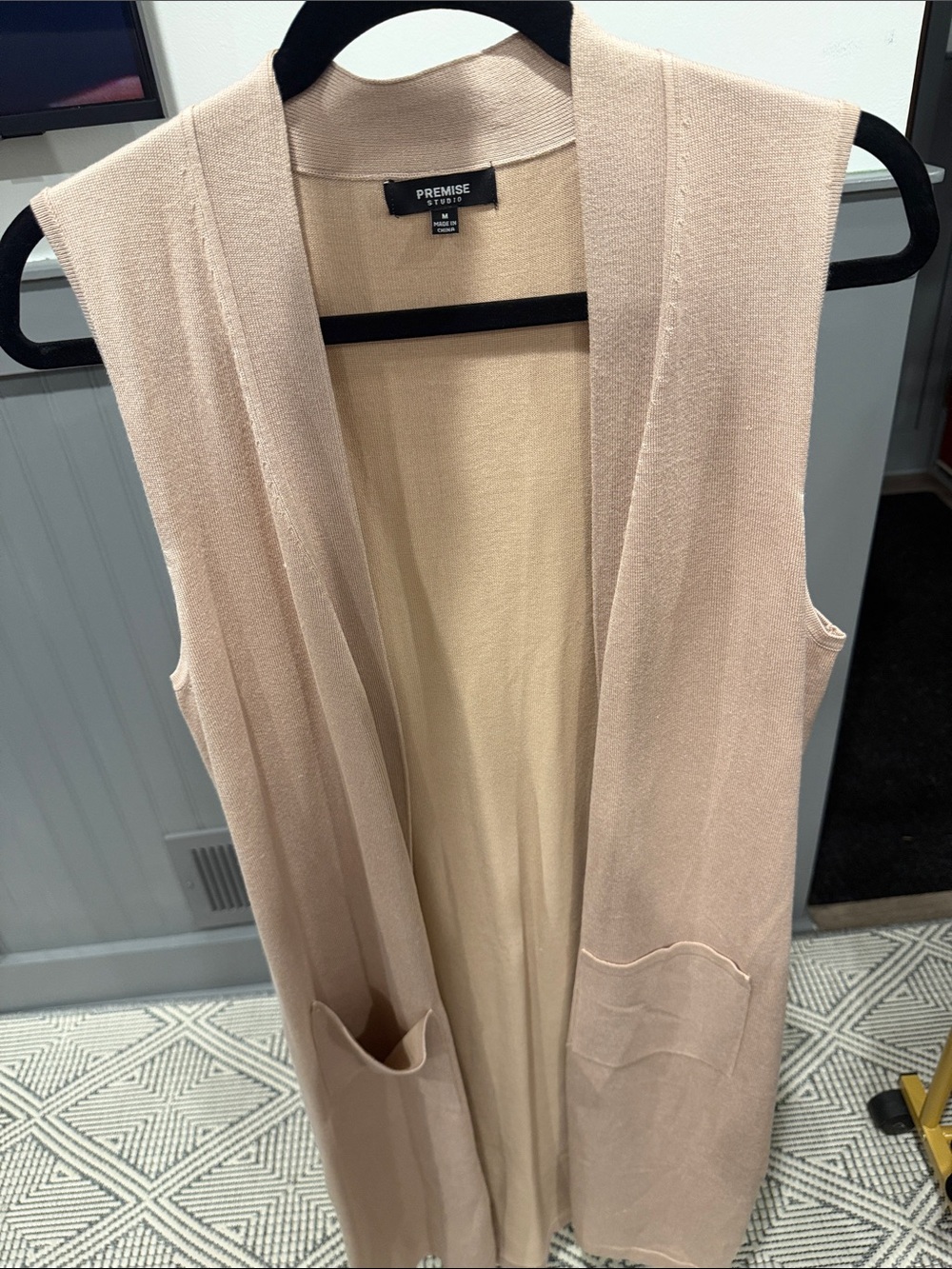 Premise Long Sleeveless Open-Front Vest Cardigan in Blush